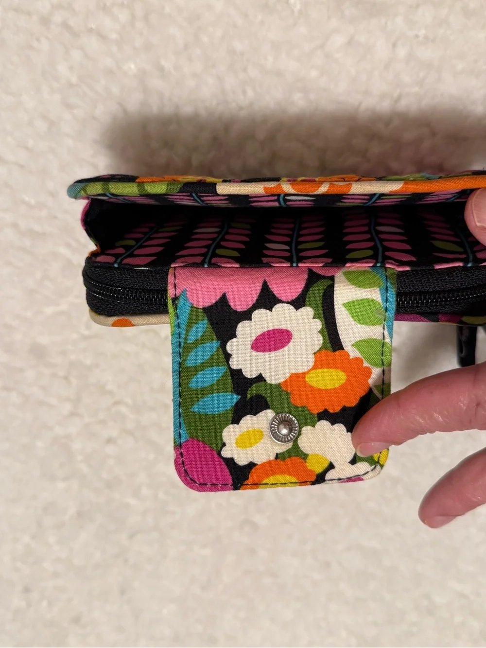 Vera Bradley compact vera